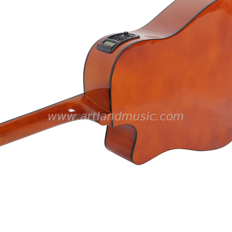 Chitarra acustica in compensato di tiglio con equalizzatore (AG4110CEQ)