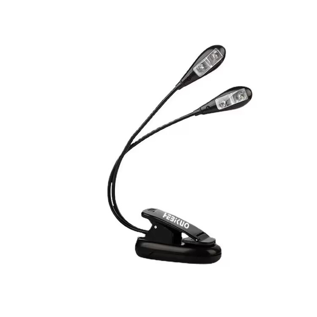 Lampada doppia e lampada per leggio a quattro lampade
