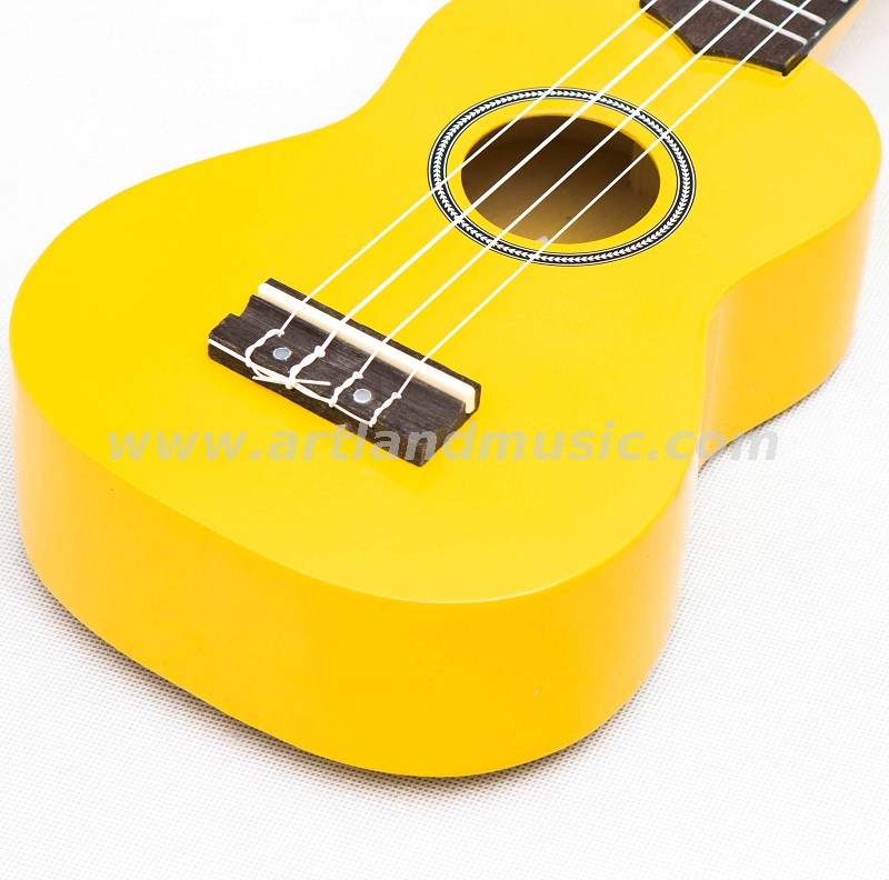 Ukulele colorato a 4 corde (UKS200) -Giallo