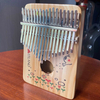 Pianoforte a pollice Kalimba in pino con disegno naturale a 17 tasti (ATKM-1704) Luna
