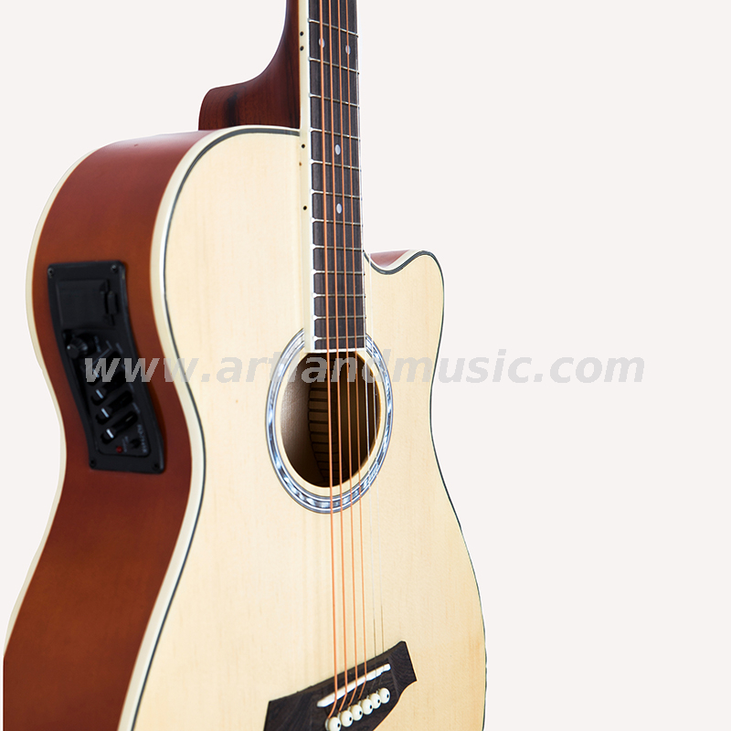 Chitarra acustica con top in abete e CEQ (AG4300CEQ)
